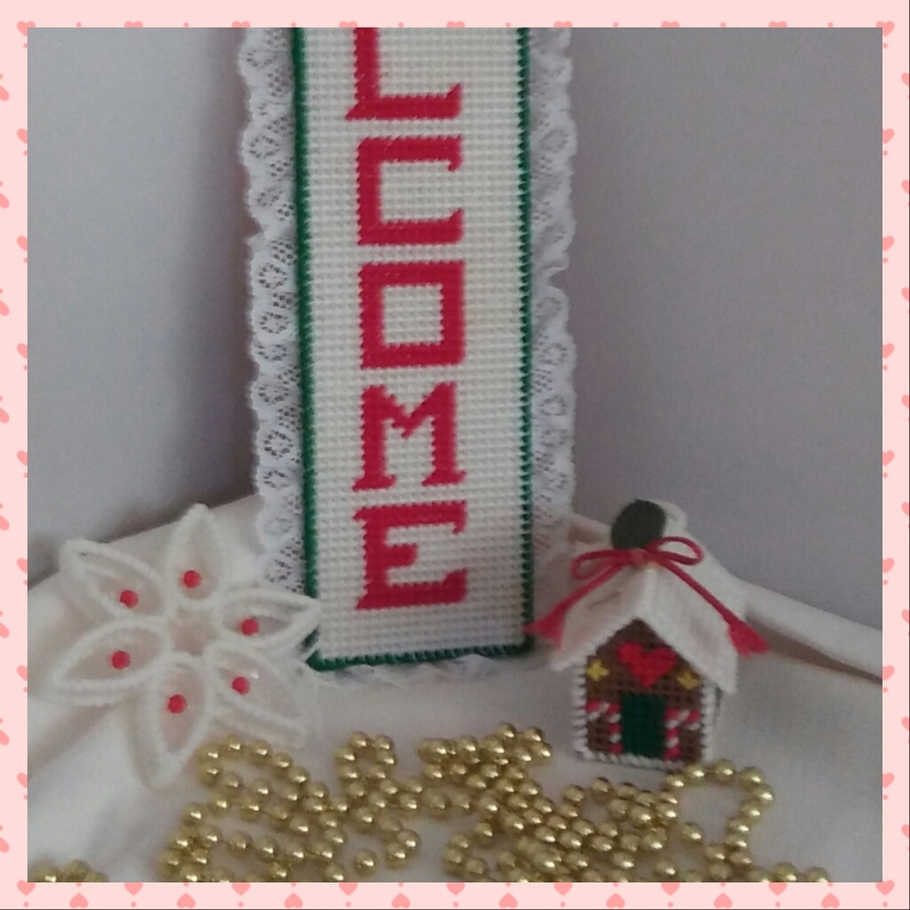 Handmade "Welcome" door sign.NWT